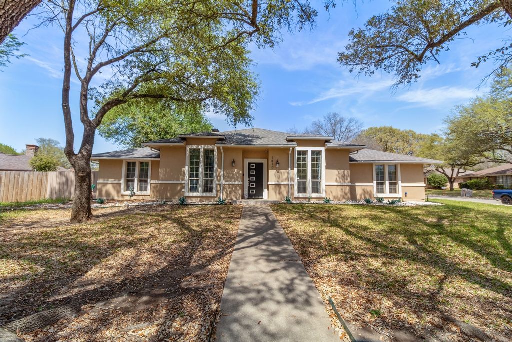 1410 Adam Place, Desoto, TX 75115 — photo 2