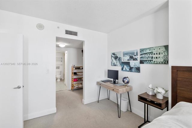 1750 N Bayshore Drive 3106, Miami, FL 33132