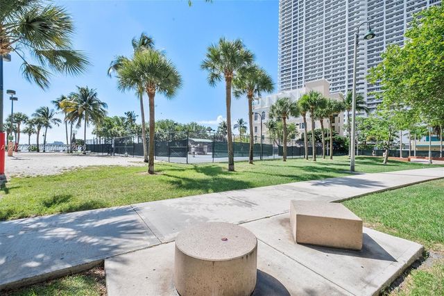 1750 N Bayshore Drive 3106, Miami, FL 33132