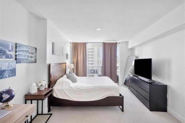 1750 N Bayshore Drive 3106, Miami, FL 33132