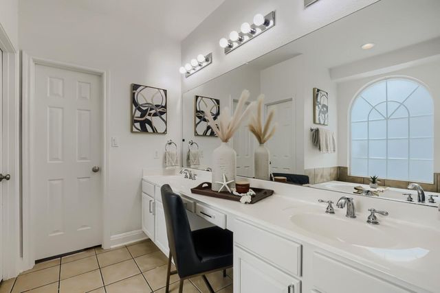 112 Aria RDG, Austin, TX 78738