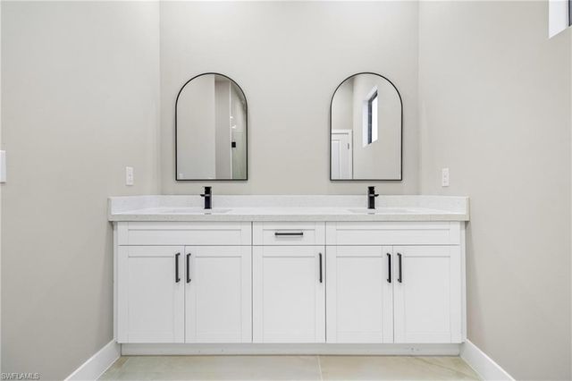 2606 25th ST SW, Lehigh Acres, FL 33976