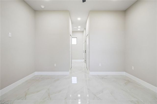 2606 25th ST SW, Lehigh Acres, FL 33976