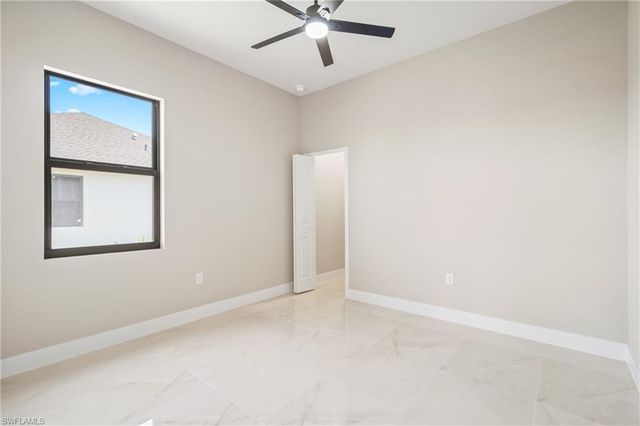 2606 25th ST SW, Lehigh Acres, FL 33976