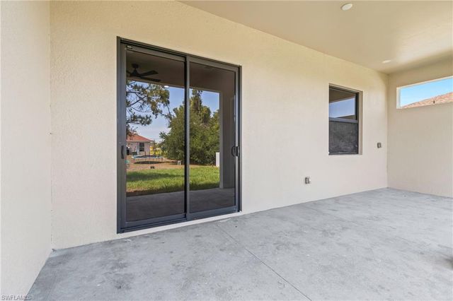 2606 25th ST SW, Lehigh Acres, FL 33976