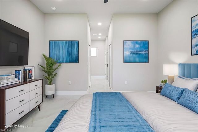 2606 25th ST SW, Lehigh Acres, FL 33976