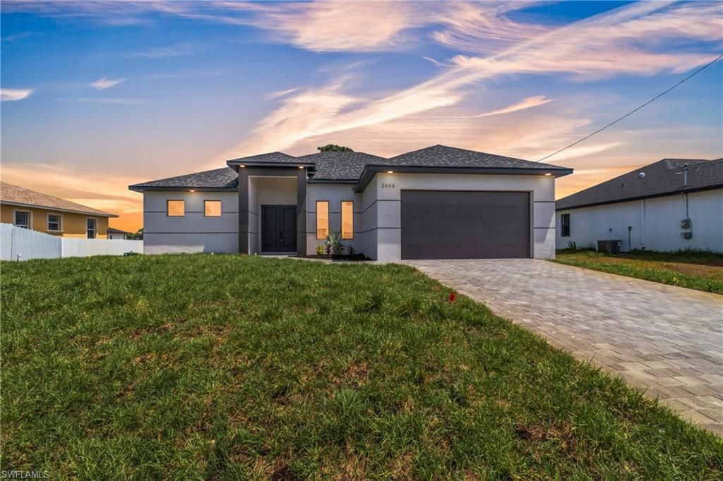 2606 25th ST SW, Lehigh Acres, FL 33976