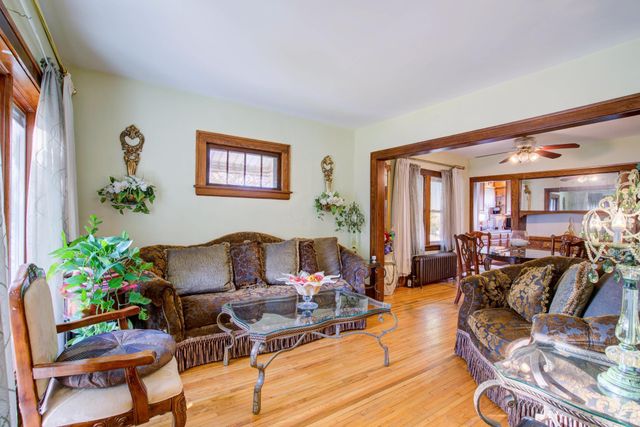 1397 Juliet Avenue, Saint Paul, MN 55105