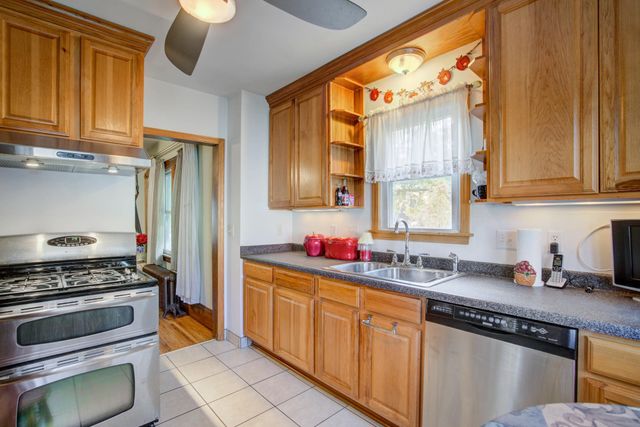 1397 Juliet Avenue, Saint Paul, MN 55105