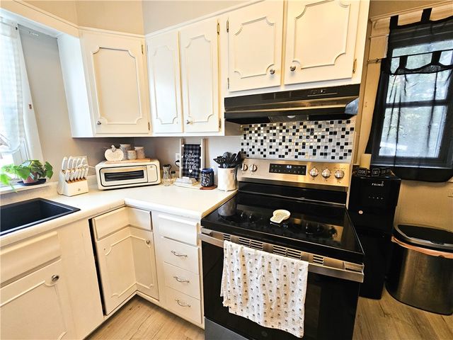 112 Glen Avenue, Elmira, NY 14905