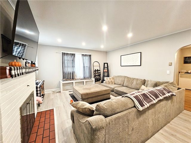 112 Glen Avenue, Elmira, NY 14905