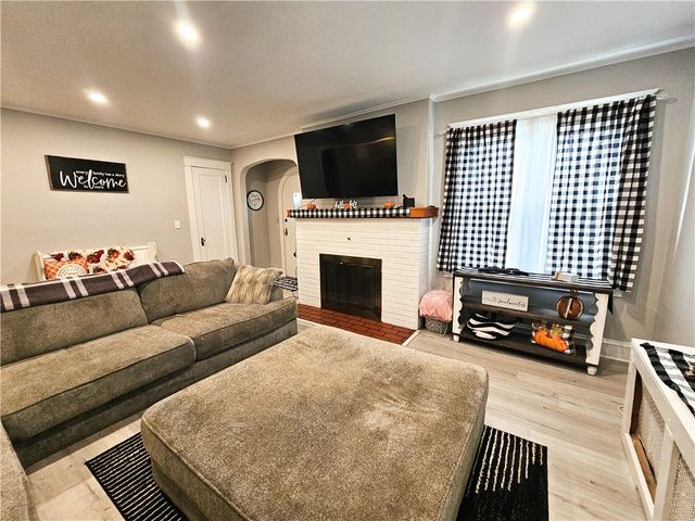 112 Glen Avenue, Elmira, NY 14905