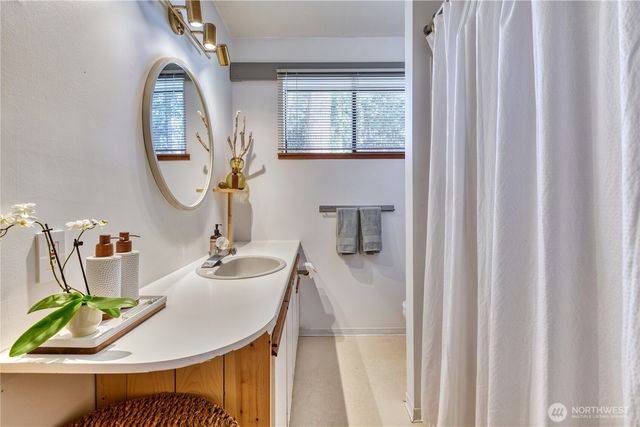 1525 Columbia Vista Drive, Point Roberts, WA 98281