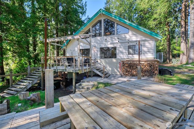 1525 Columbia Vista Drive, Point Roberts, WA 98281