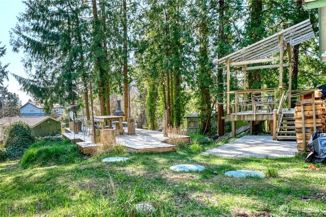 1525 Columbia Vista Drive, Point Roberts, WA 98281