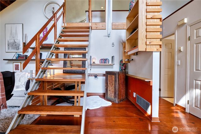 1525 Columbia Vista Drive, Point Roberts, WA 98281