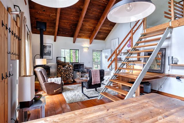 1525 Columbia Vista Drive, Point Roberts, WA 98281