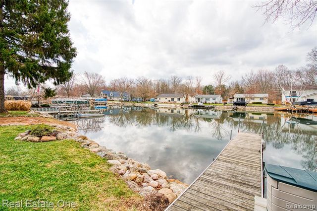 10846 Colony Road, Pinckney, MI 48169