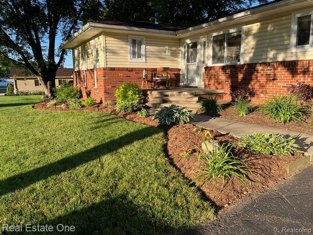 10846 Colony Road, Pinckney, MI 48169