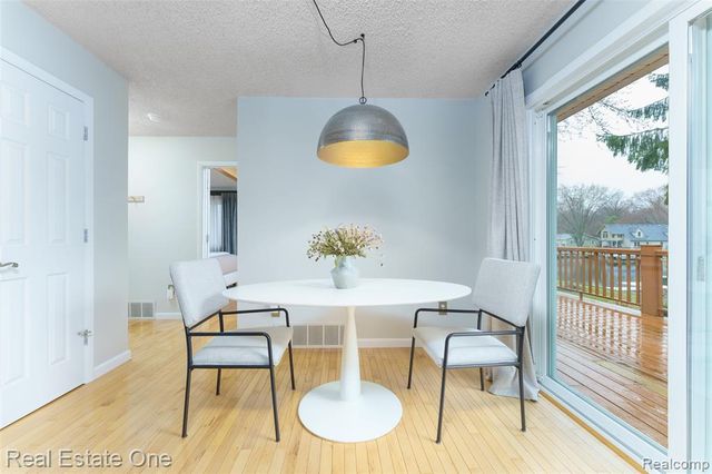 10846 Colony Road, Pinckney, MI 48169