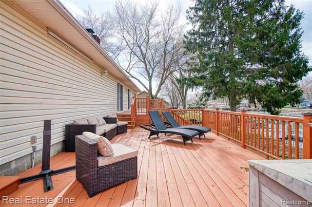 10846 Colony Road, Pinckney, MI 48169