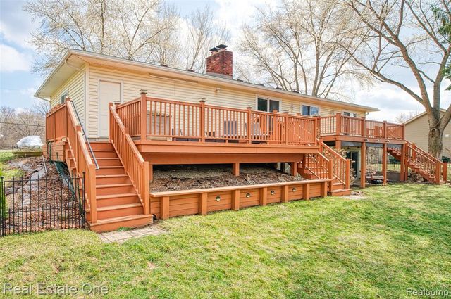 10846 Colony Road, Pinckney, MI 48169