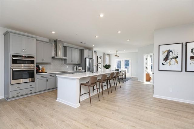 338 Skylar Court SE 104, Atlanta, GA 30315