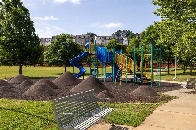 338 Skylar Court SE 104, Atlanta, GA 30315