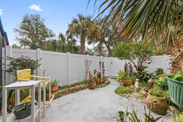 201 Pensacola Beach Rd C-22, Gulf Breeze, FL 32561