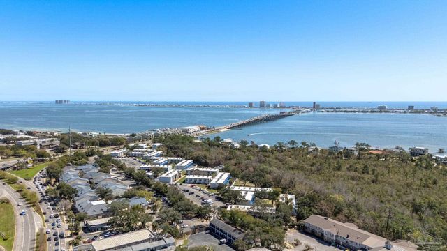 201 Pensacola Beach Rd C-22, Gulf Breeze, FL 32561