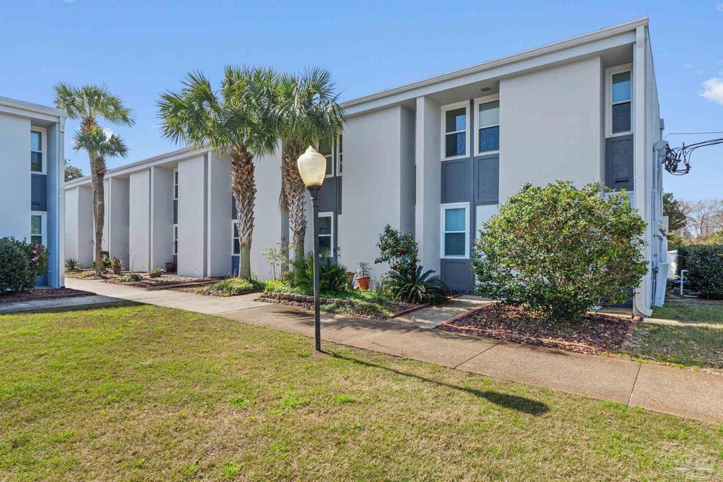 201 Pensacola Beach Rd C-22, Gulf Breeze, FL 32561