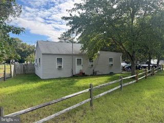 200 W BUCKSHUTEM RD, Millville, NJ 08332