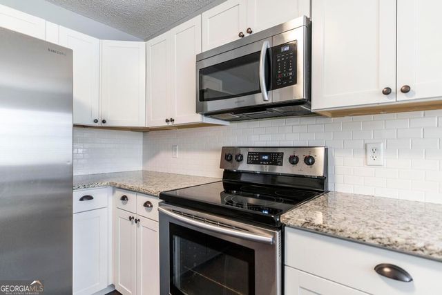 106 Beechwood Drive, Bonaire, GA 31005