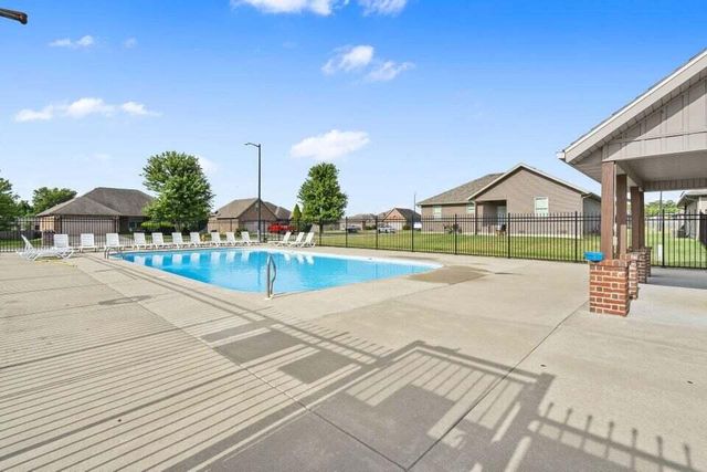 381 W Grace Street, Republic, MO 65738