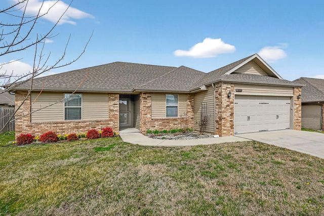 381 W Grace Street, Republic, MO 65738