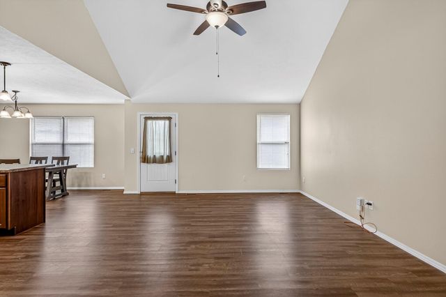 381 W Grace Street, Republic, MO 65738