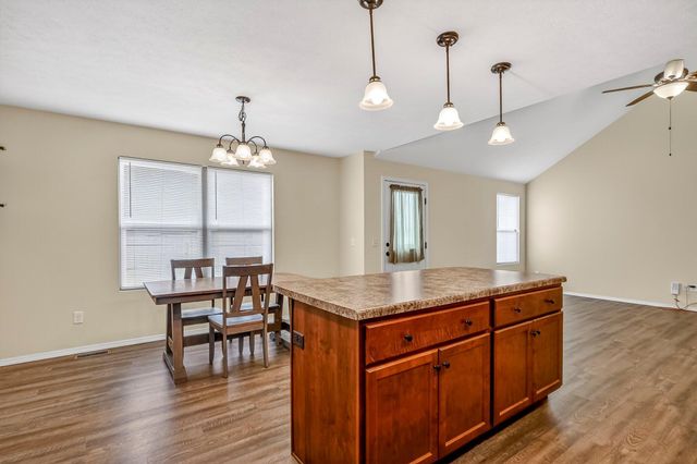 381 W Grace Street, Republic, MO 65738