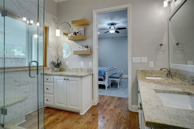 613 Ball Street, Grapevine, TX 76051
