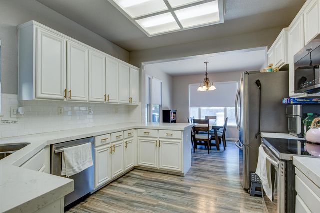 3006 Powers Ave, Riverbank, CA 95367