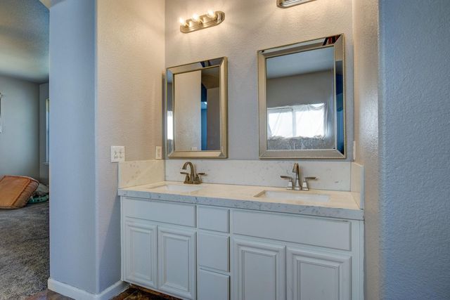 3006 Powers Ave, Riverbank, CA 95367