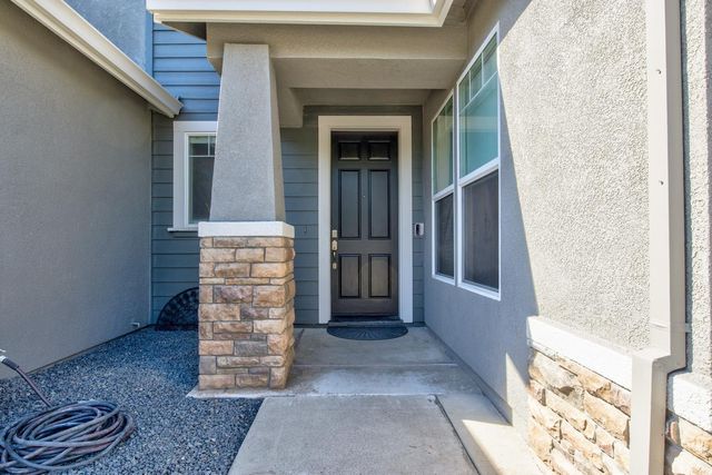 3006 Powers Ave, Riverbank, CA 95367