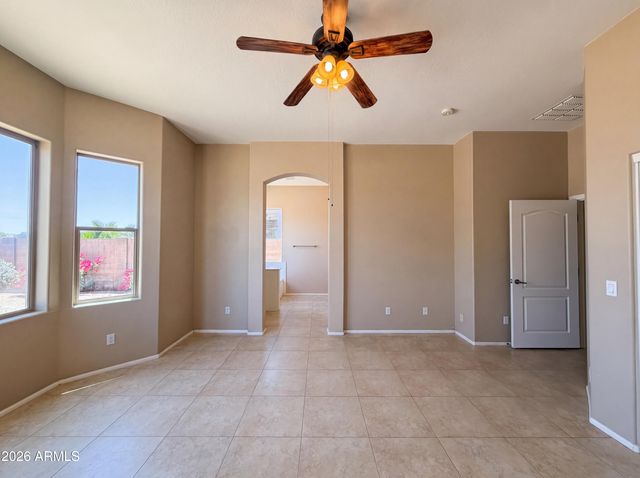 6223 S COTTONFIELDS Lane, Laveen, AZ 85339