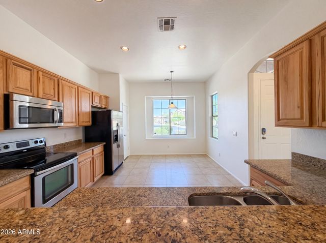 6223 S COTTONFIELDS Lane, Laveen, AZ 85339