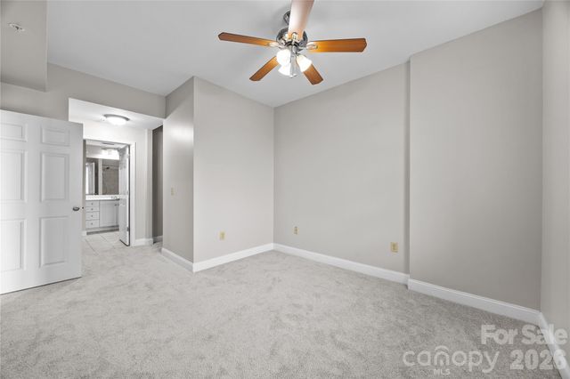 300 W 5th Street 343, Charlotte, NC 28202