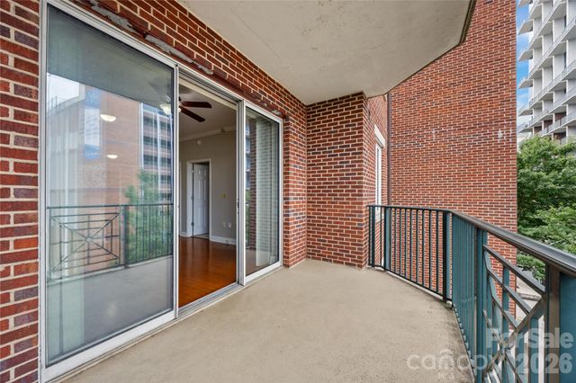 300 W 5th Street 343, Charlotte, NC 28202