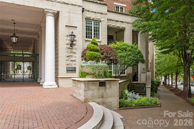 300 W 5th Street 343, Charlotte, NC 28202