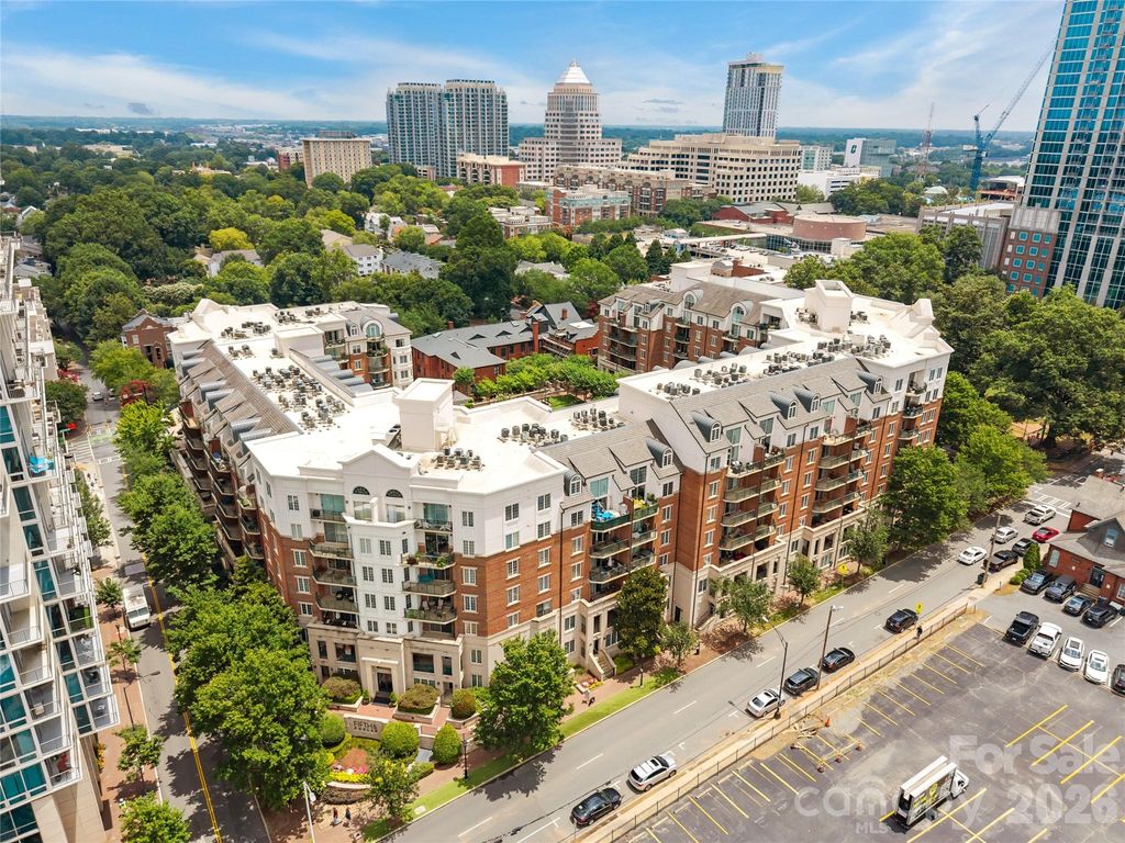 300 W 5th Street 343, Charlotte, NC 28202