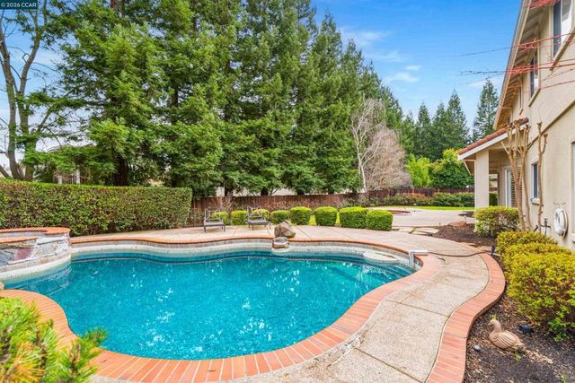 208 208 Kaitlyn Ln, Danville, CA 94506