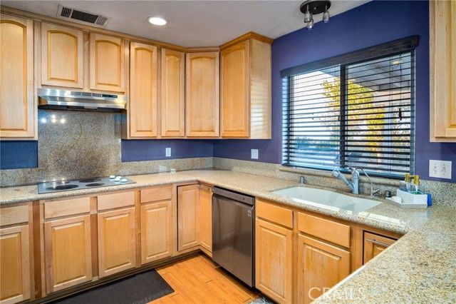 388 Calaveras Road, Pinon Hills, CA 92372