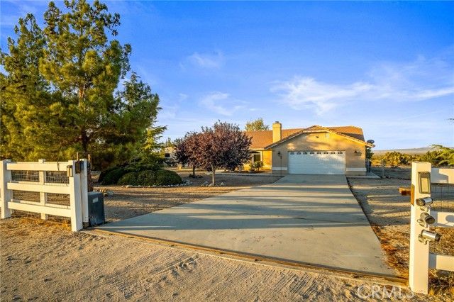 388 Calaveras Road, Pinon Hills, CA 92372